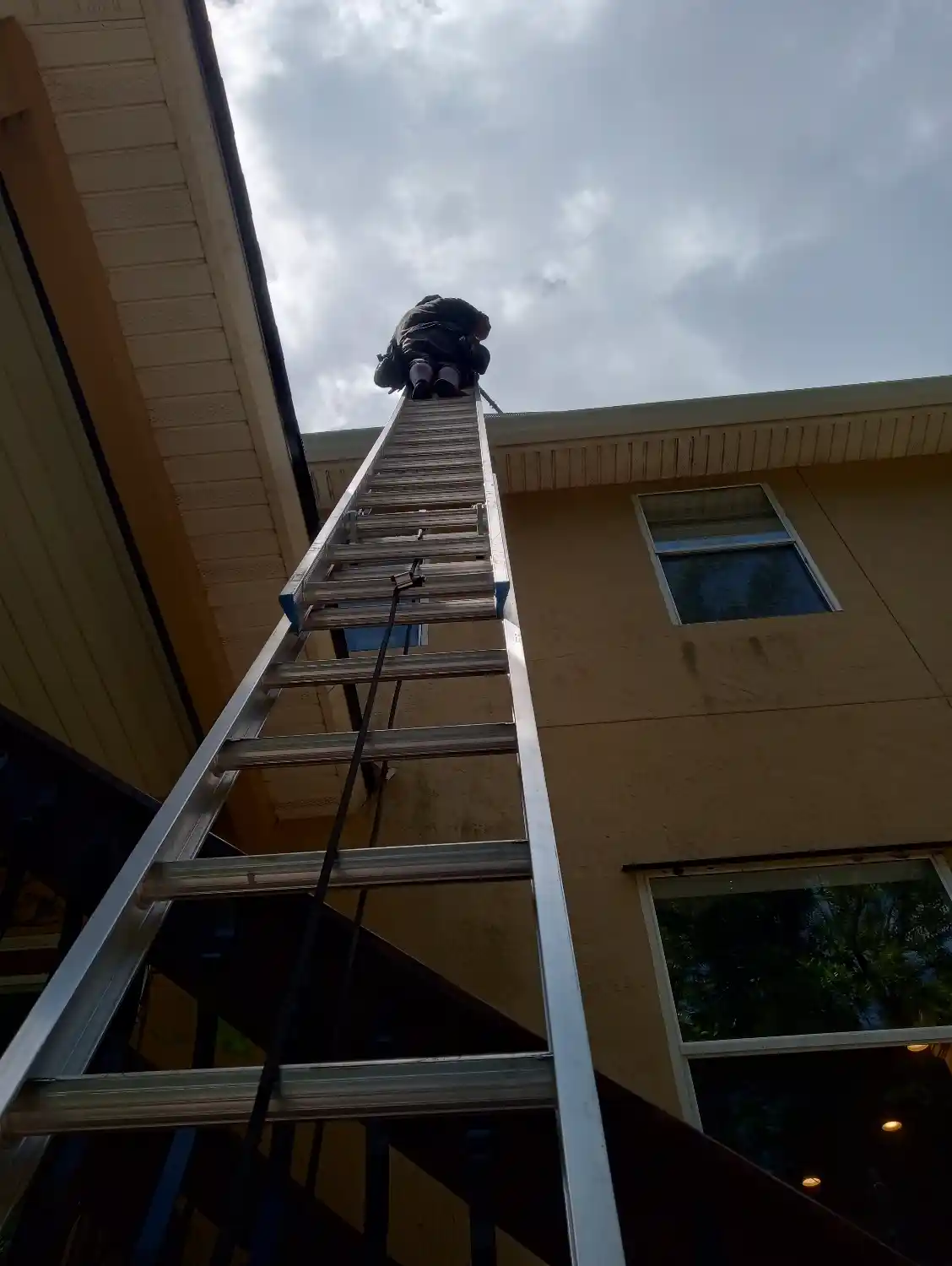 Can you reattach a downspout?